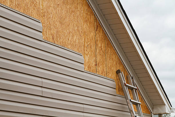 24/7 Emergency Vinyl Siding experts in Colfax, NC